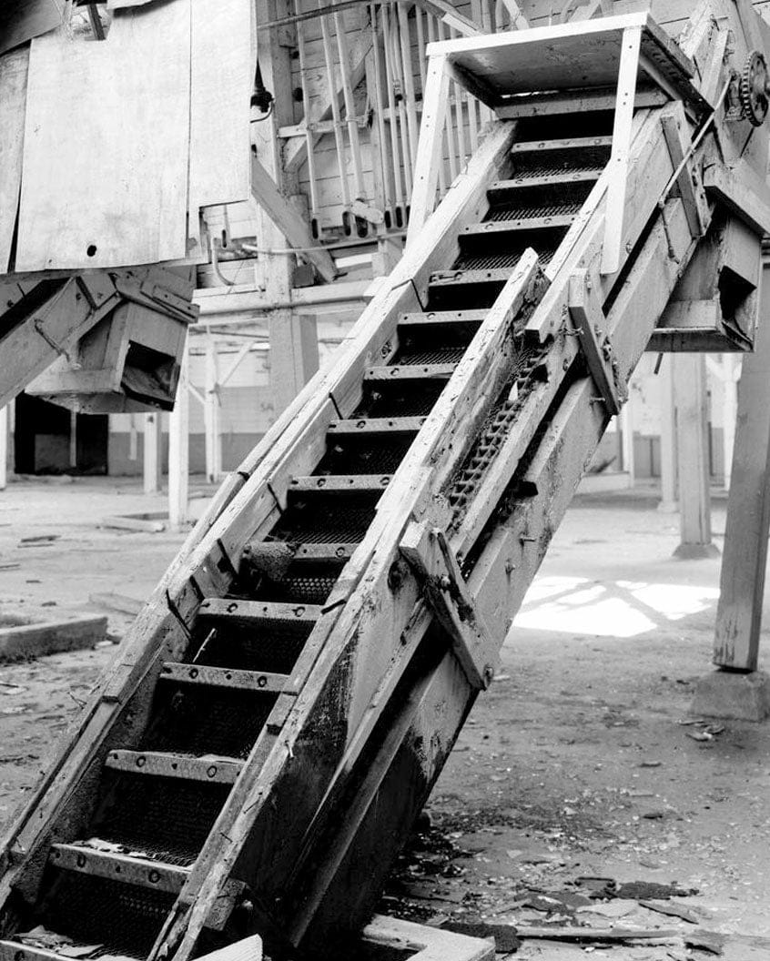 Historic Photo : Hovden Cannery, 886 Cannery Row, Monterey, Monterey County, CA 11 Photograph
