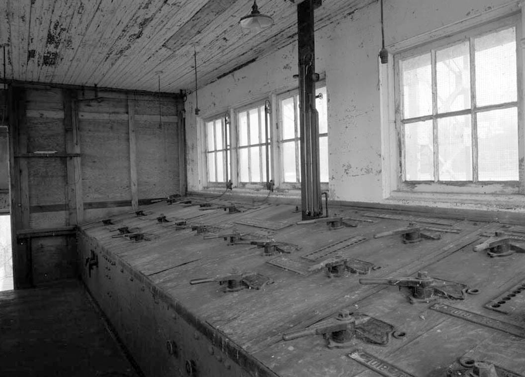 Historic Photo : Mississippi River 9-Foot Channel, Lock & Dam No. 19, Upper Mississippi River, Keokuk, Lee County, IA 54 Photograph