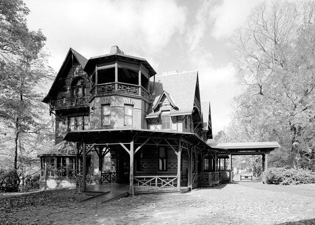 Historic Photo : Mark Twain House, 351 Farmington Avenue (corrected from original address of 531 Farmington Avenue), Hartford, Hartford County, CT 9 Photograph
