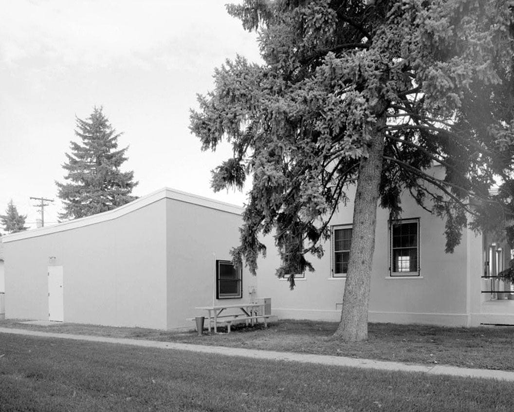 Historic Photo : Fitzsimons General Hospital, Officer Recreation Building, West Harlow Avenue, immediately East of Building 118, Aurora, Adams County, CO 1 Photograph