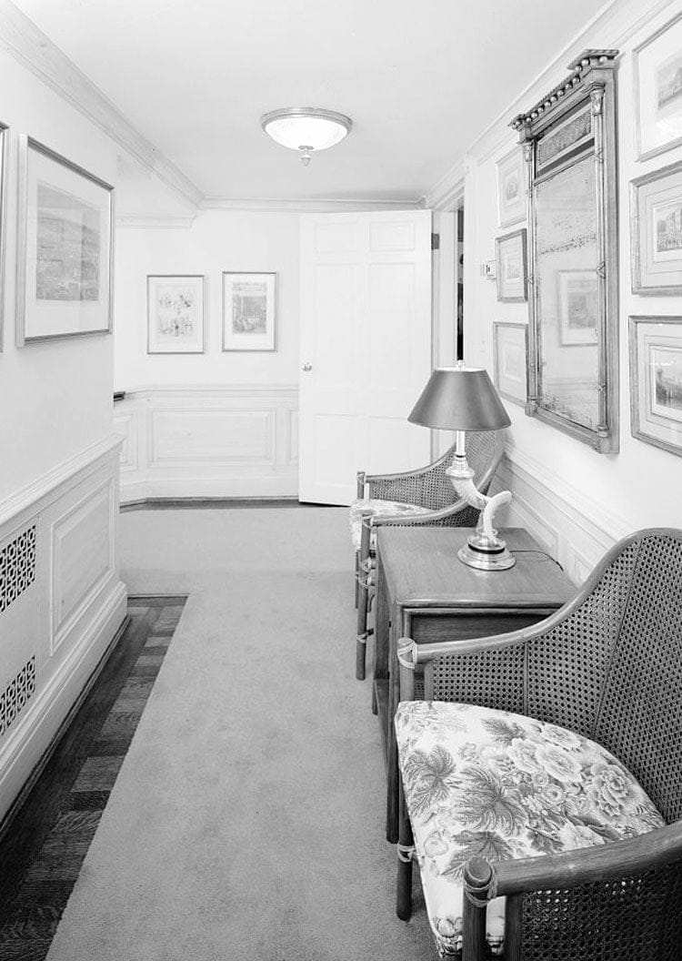 Historic Photo : White House, 1600 Pennsylvania Avenue, Northwest, Washington, District of Columbia, DC 147 Photograph