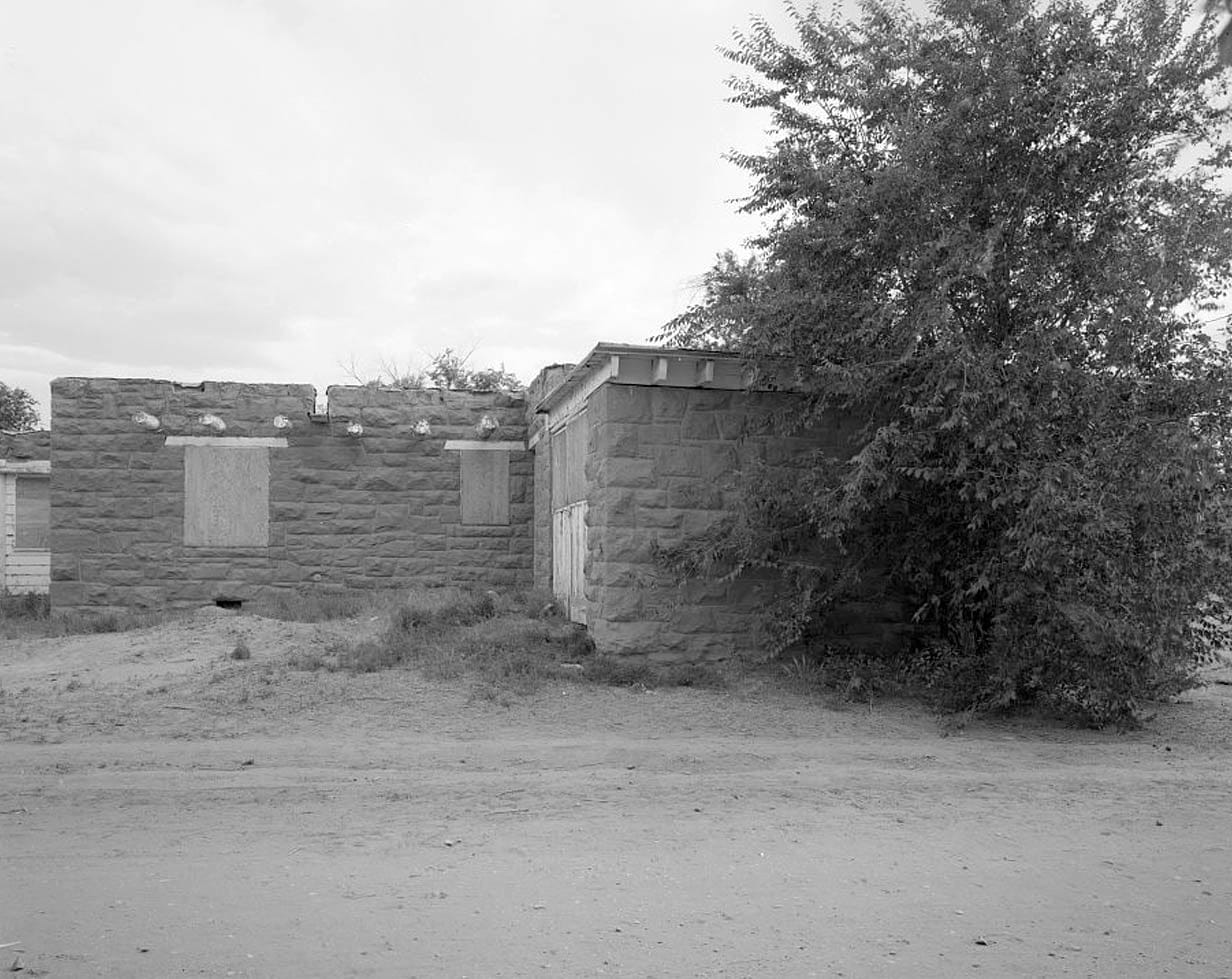 Historic Photo : Pinon Boarding School, Residence, Navajo Route 41, North of Navajo Route 4, Pinon, Navajo County, AZ 1 Photograph