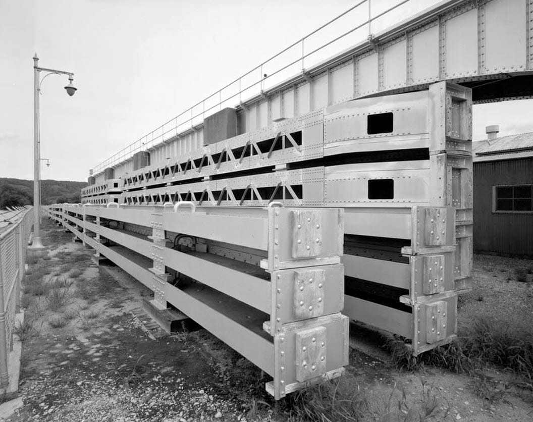 Historic Photo : Upper Mississippi River 9-Foot Channel, Lock & Dam No. 10, Guttenberg, Clayton County, IA 34 Photograph