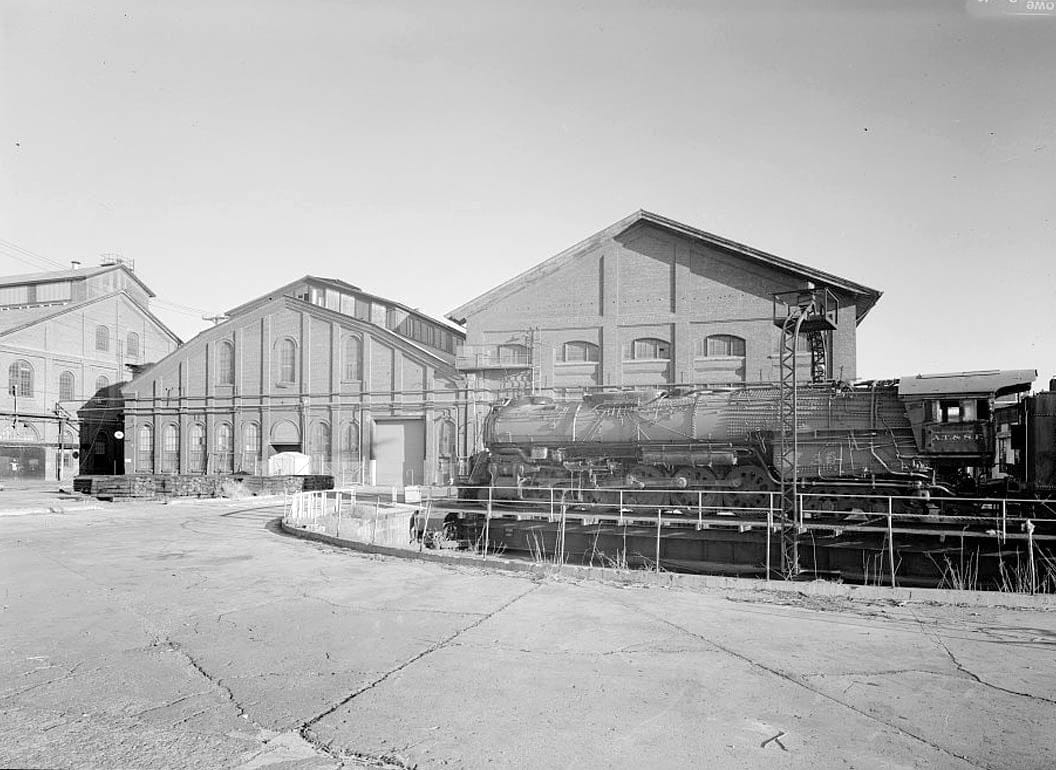 Historic Photo : Southern Pacific, Sacramento Shops, Turntable, 111 I Street, Sacramento, Sacramento County, CA 1 Photograph