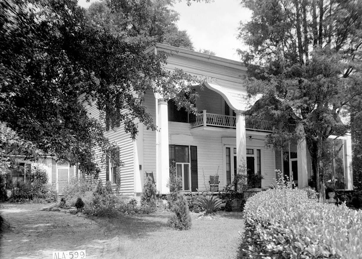 Historic Photo : Mrs. Hugh Foster House, 201 Kennon Street, Union Springs, Bullock County, AL 2 Photograph