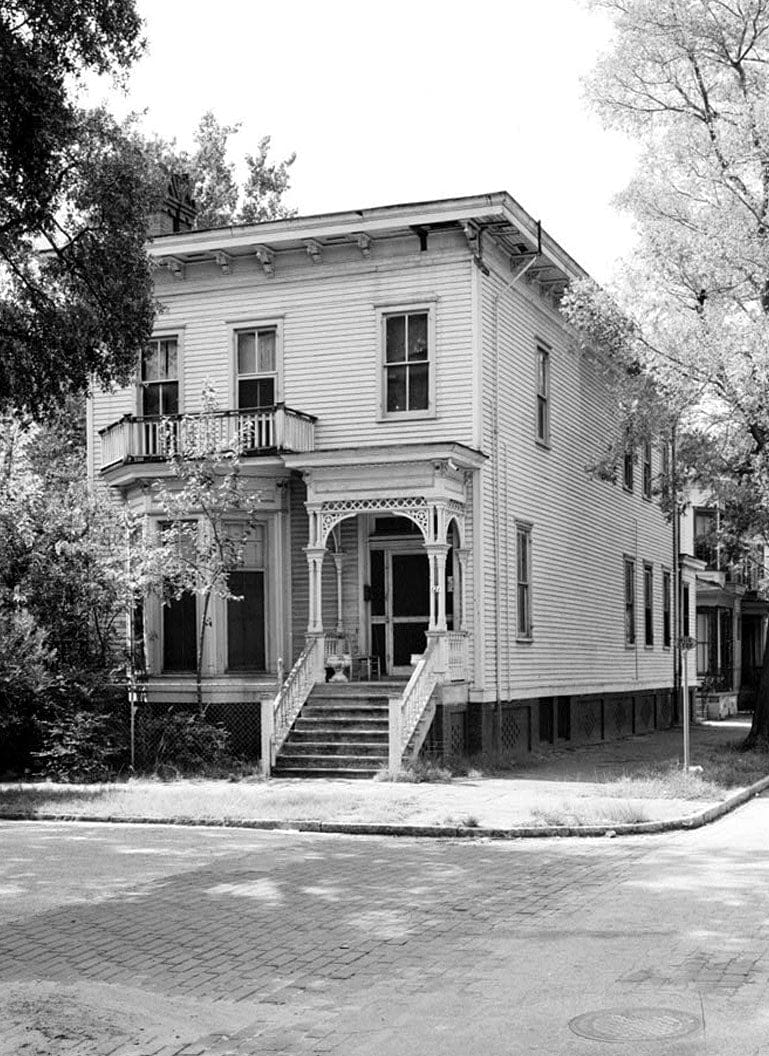 Historic Photo : Savannah Victorian Historic District, Bounded by Gwinnett, East Broad, West Broad Street & Anderson Lane, Savannah, Chatham County, GA 56 Photograph