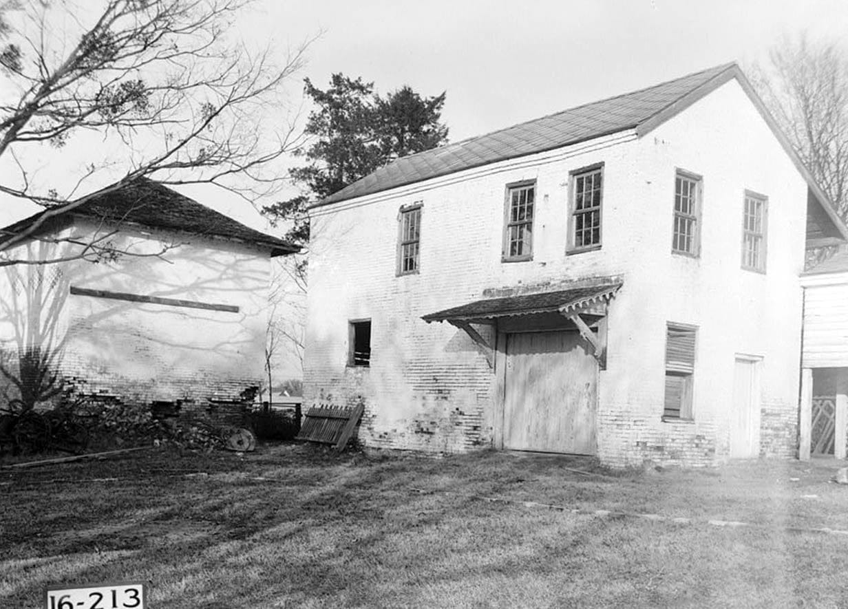 Historic Photo : Bluff Hall, 407 North Commissioners Avenue, Demopolis, Marengo County, AL 4 Photograph