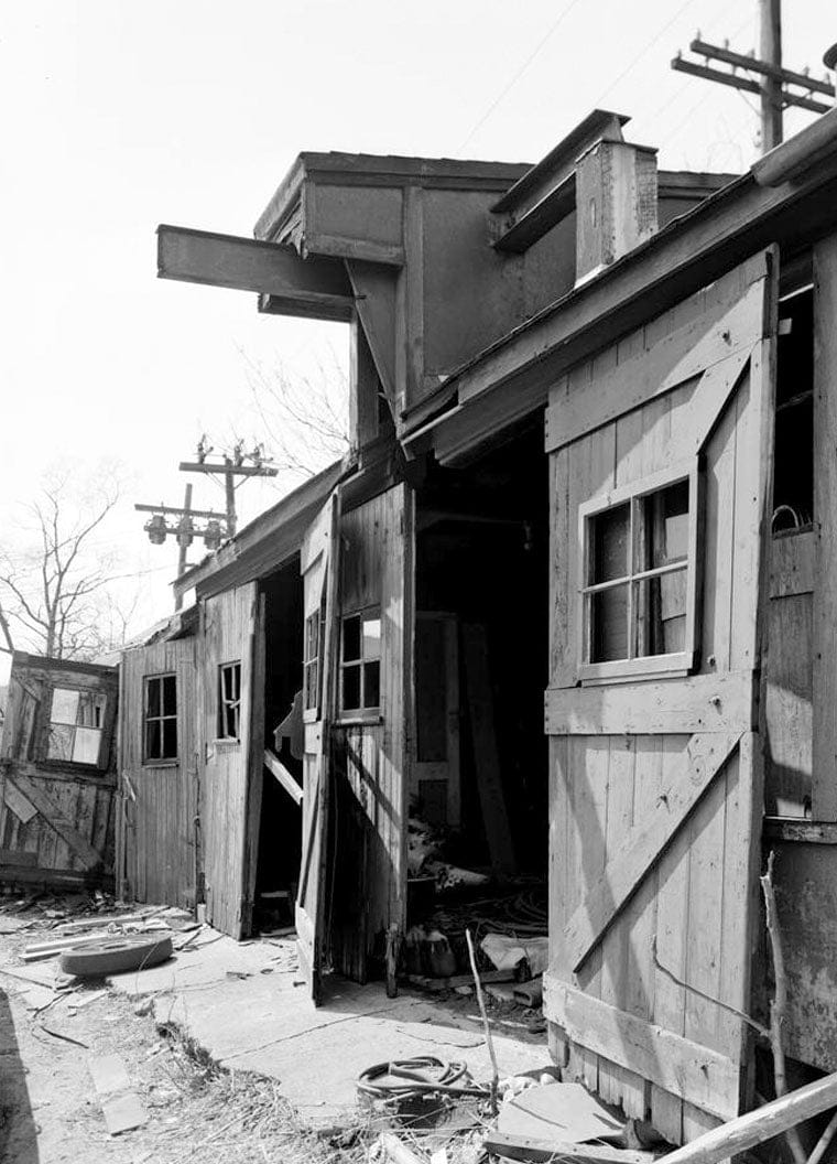 Historic Photo : Thames Tow Boat Company, Foot of Farnsworth Street, New London, New London County, CT 24 Photograph