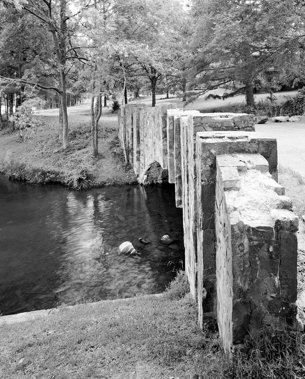 Historic Photo : Lakeshore Drive Bridge, Spanning Lake No. 3 adjacent branch at Lakeshore Drive, North Little Rock, Pulaski County, AR 1 Photograph