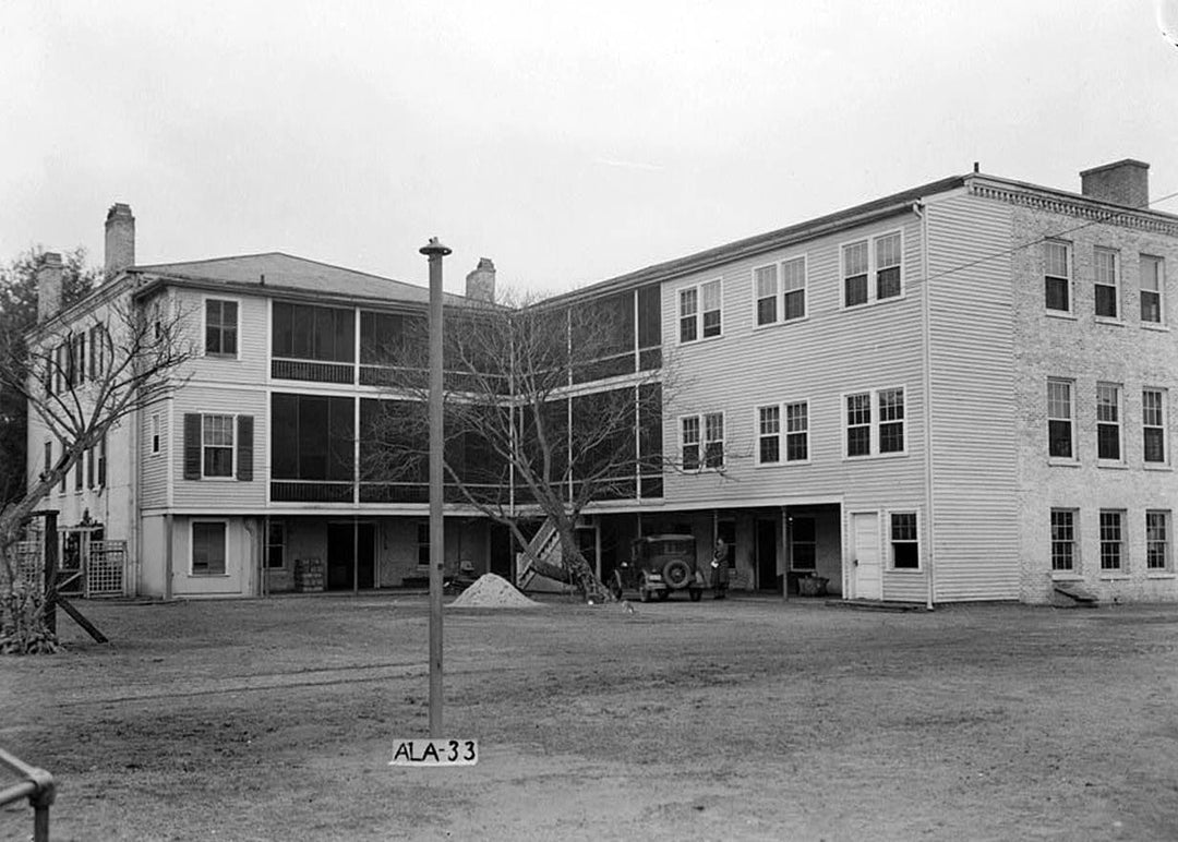Historic Photo : Protestant Orphans' Asylum, 911 Dauphin Street, Mobile, Mobile County, AL 1 Photograph