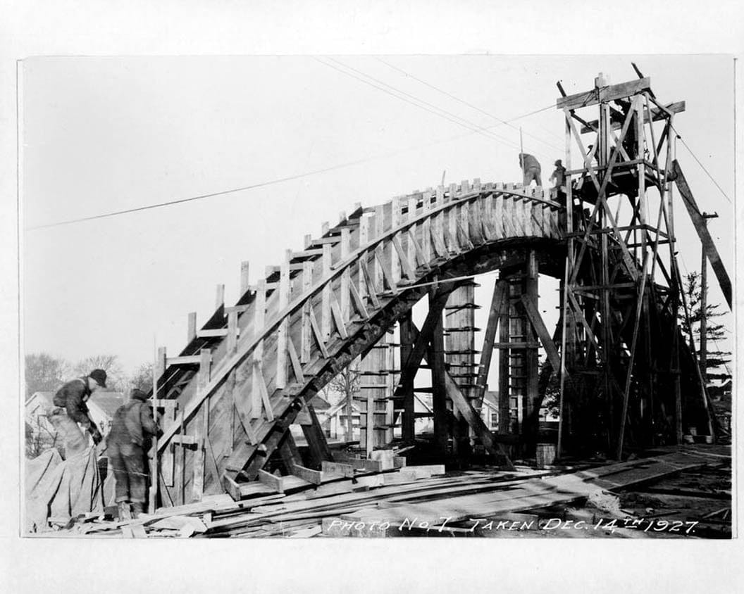 Historic Photo : Marsh Rainbow Arch Bridge, West Eighth Street North, Newton, Jasper County, IA 25 Photograph