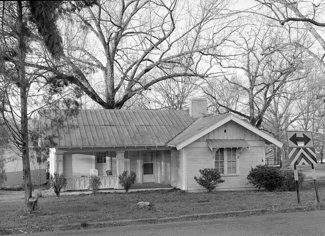 Historic Photo : Tennessee Coal & Iron Worker Housing, Off Birmingport Road (AL 269), Birmingham, Jefferson County, AL 1 Photograph