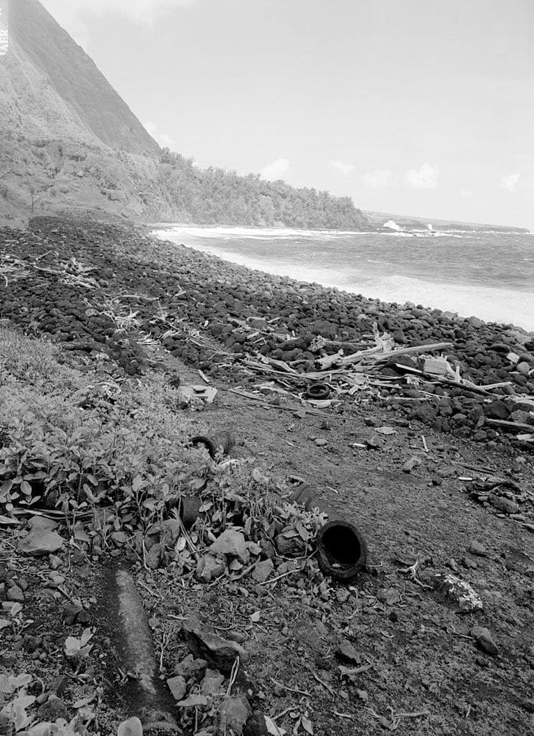 Historic Photo : Kalaupapa Water Supply System, Waikolu Valley to Kalaupapa Settlement, Island of Molokai, Kalaupapa, Kalawao County, HI 10 Photograph