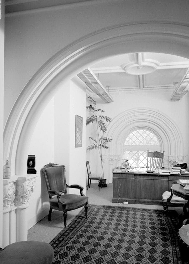 Historic Photo : Smithsonian Institution Building, 1000 Jefferson Drive, between Ninth & Twelfth Streets, Southwest, Washington, District of Columbia, DC 35 Photograph