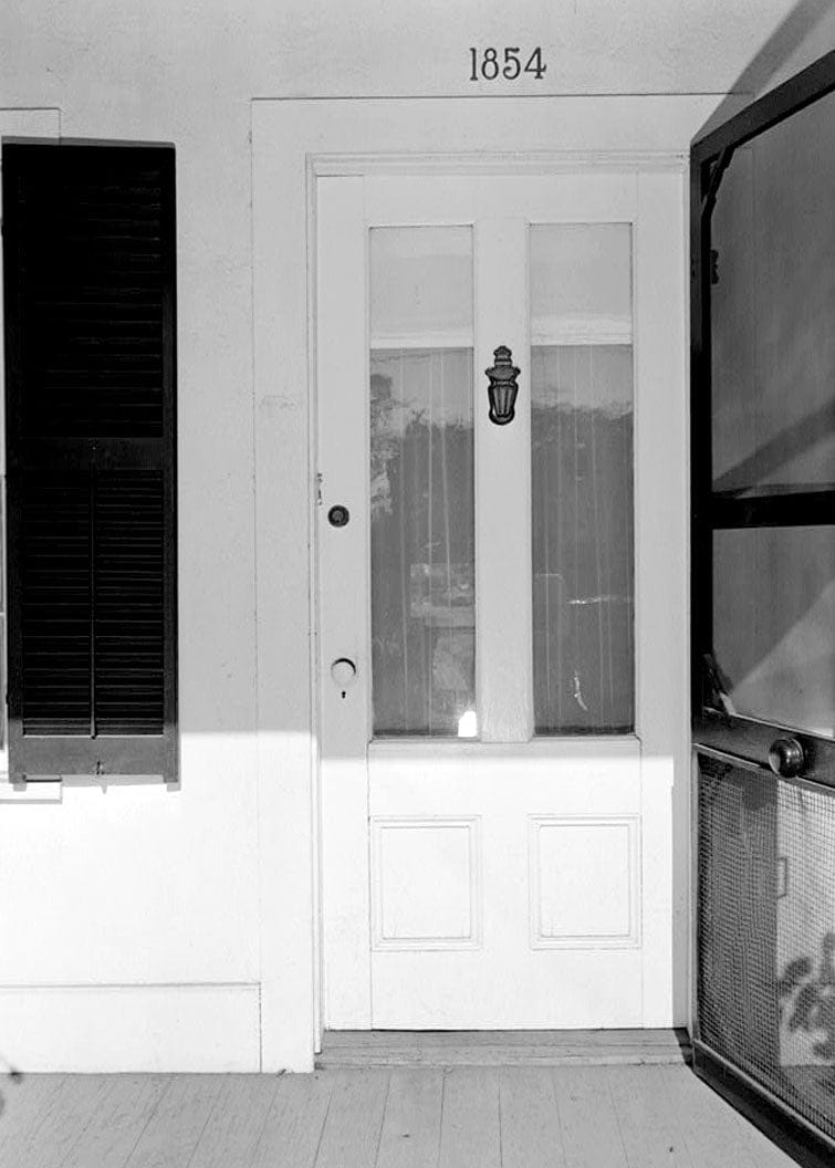 Historic Photo : Trussell-Winchester Adobe, 412 West Montecito Street, Santa Barbara, Santa Barbara County, CA 1 Photograph