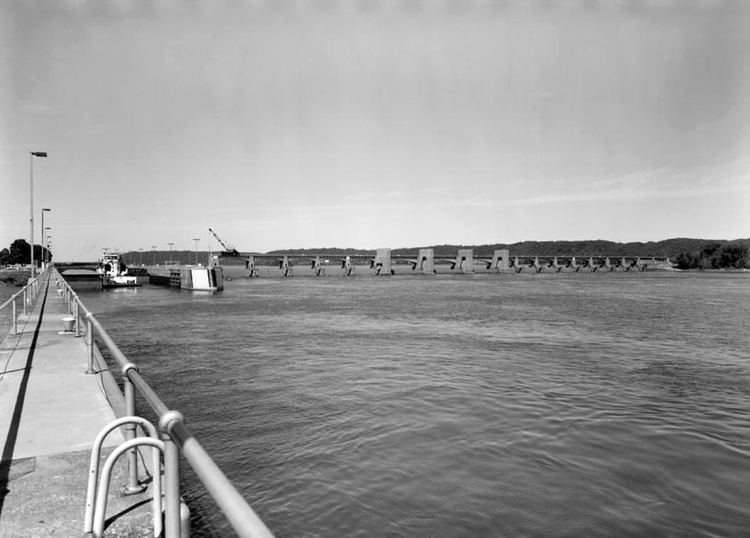 Historic Photo : Mississippi River 9-Foot Channel Project, Lock & Dam No. 11, Upper Mississippi River, Dubuque, Dubuque County, IA 37 Photograph