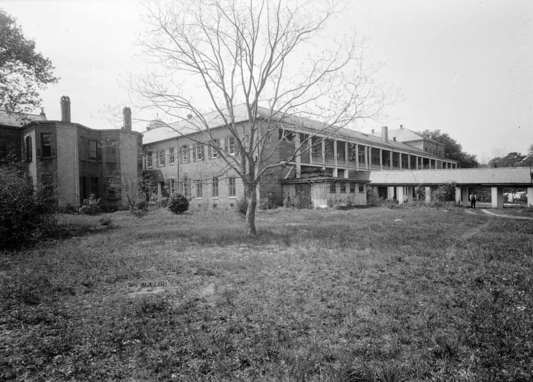 Historic Photo : Convent of the Visitation, 2300 Spring Hill Avenue, Mobile, Mobile County, AL 1 Photograph