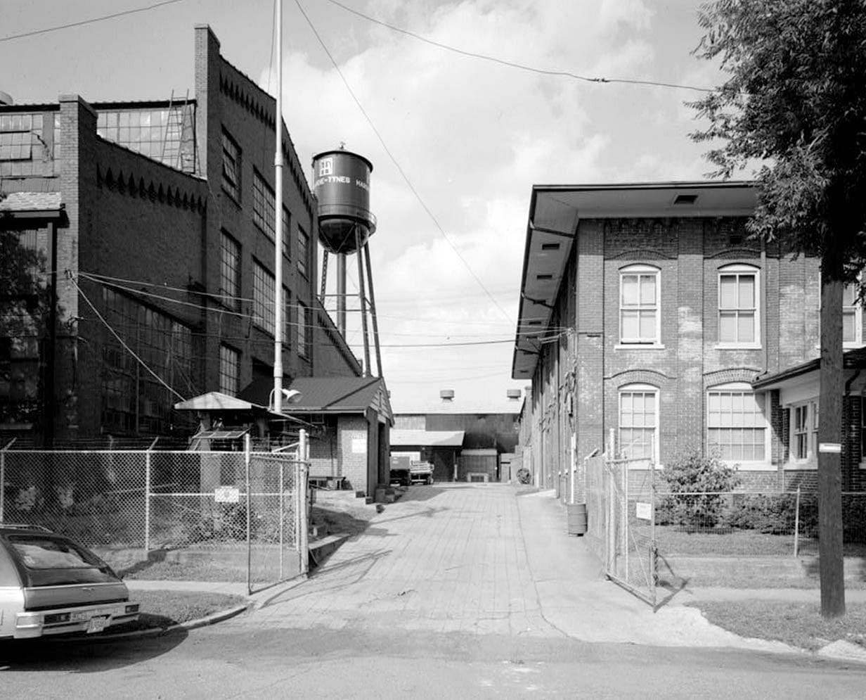 Historic Photo : Hardie-Tynes Manufacturing Company, Main Office, 800 Twenty-eighth Street, North, Birmingham, Jefferson County, AL 2 Photograph