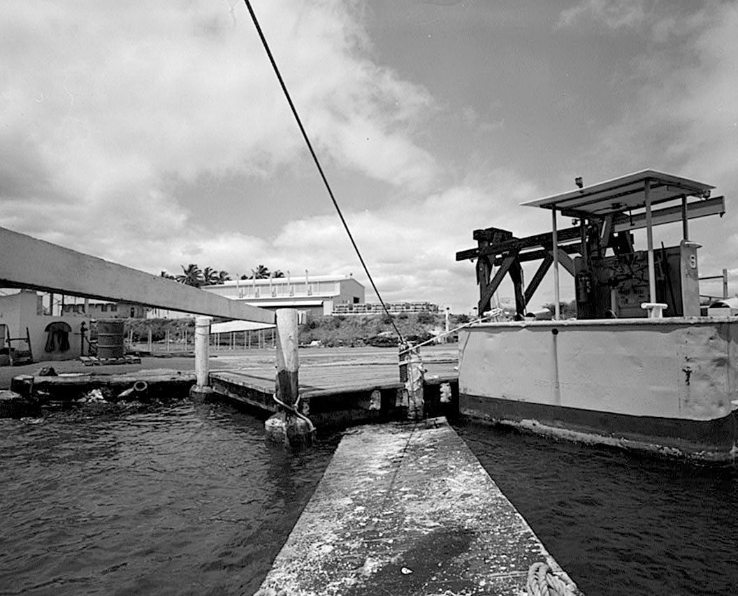 Historic Photo : U.S. Naval Base, Pearl Harbor, Small Craft Berthing Wharf, Beckoning Point, northeast side of Waipio Peninsula, Pearl City, Honolulu County, HI 1 Photograph