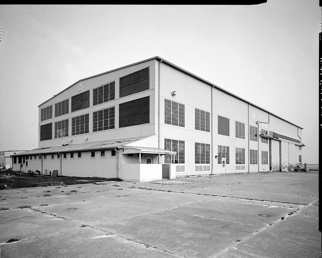 Historic Photo : U.S. Naval Air Station, Seaplane Hangar, 521 South Avenue, Pensacola, Escambia County, FL 2 Photograph