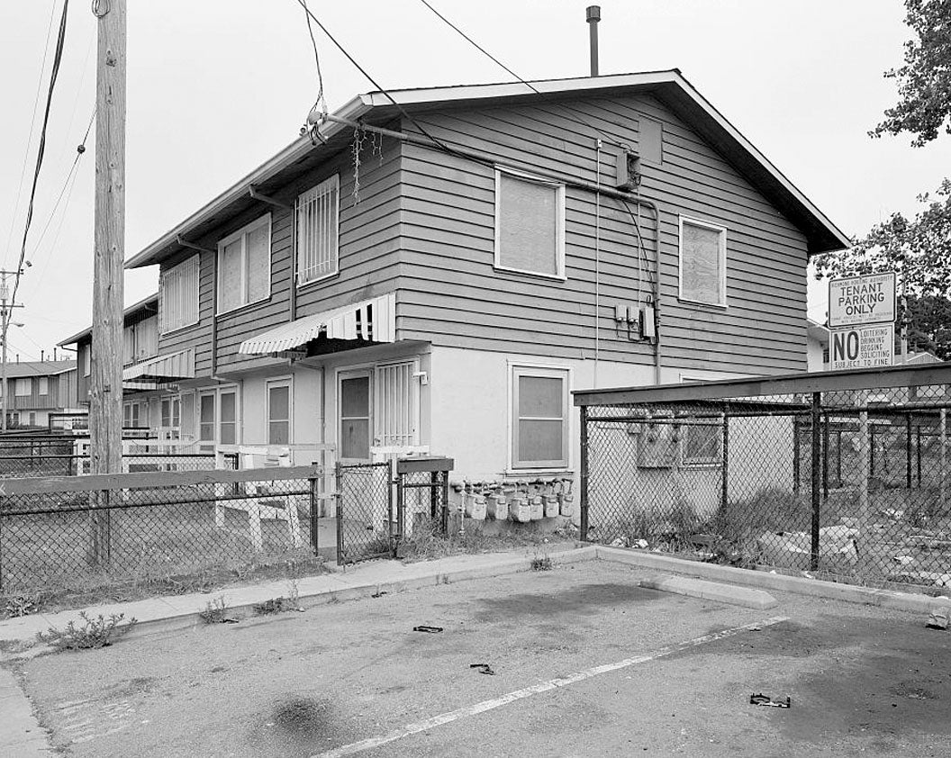 Historic Photo : Easter Hill Village, Building No. 17, East side of South Twenty-Sixth Street, north of Hinkley Avenue, Richmond, Contra Costa County, CA 2 Photograph