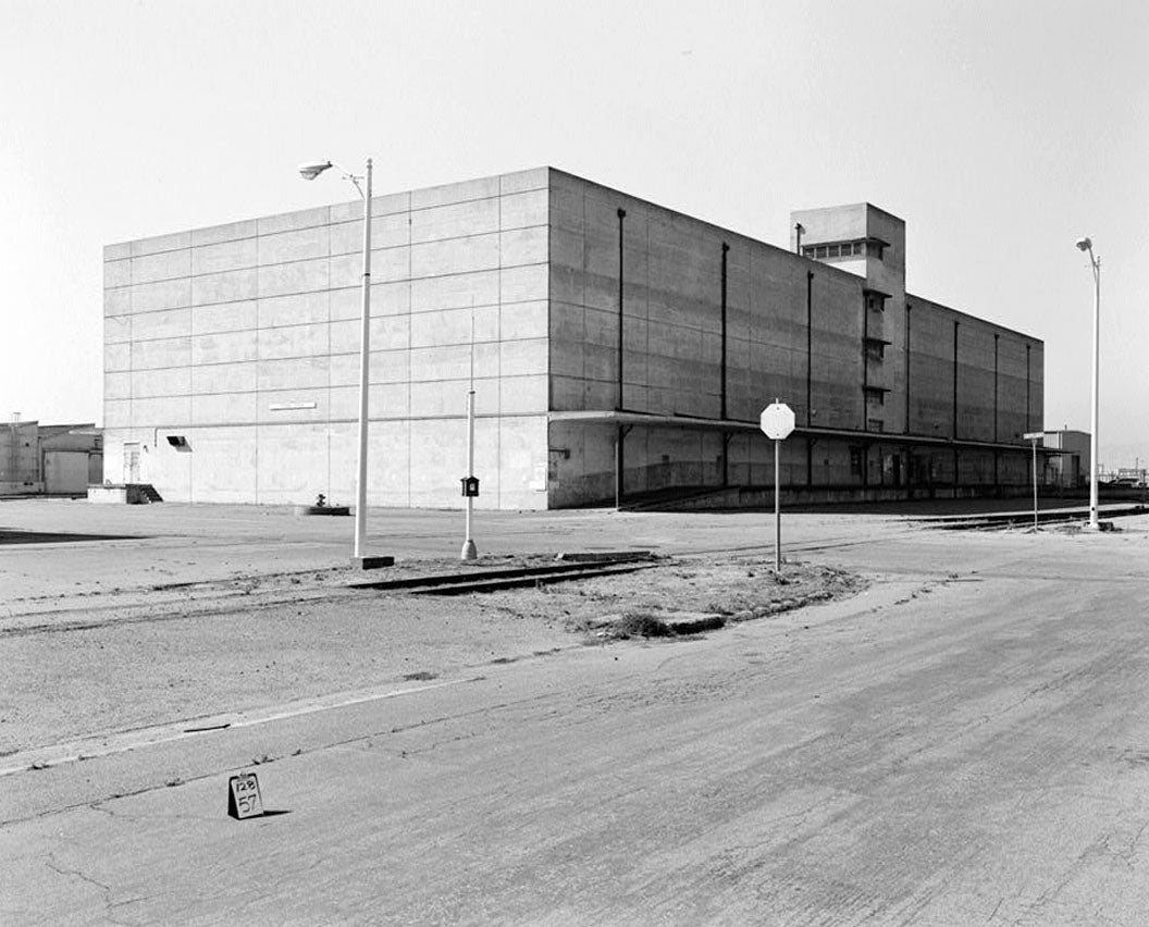 Historic Photo : Oakland Naval Supply Center, Cold Storage Warehouse, South of C Street between First & Second Street, Oakland, Alameda County, CA 3 Photograph