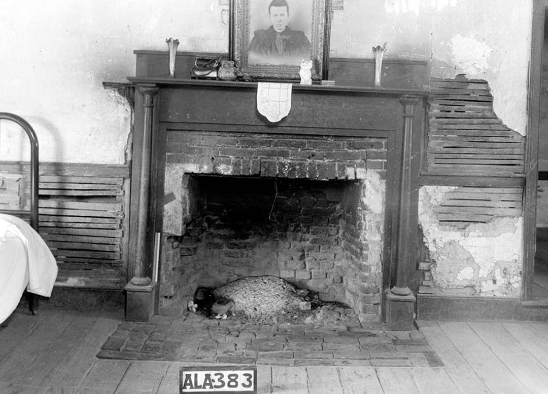 Historic Photo : Campbell House, State Highway 20, Tennessee Street, Courtland, Lawrence County, AL 1 Photograph
