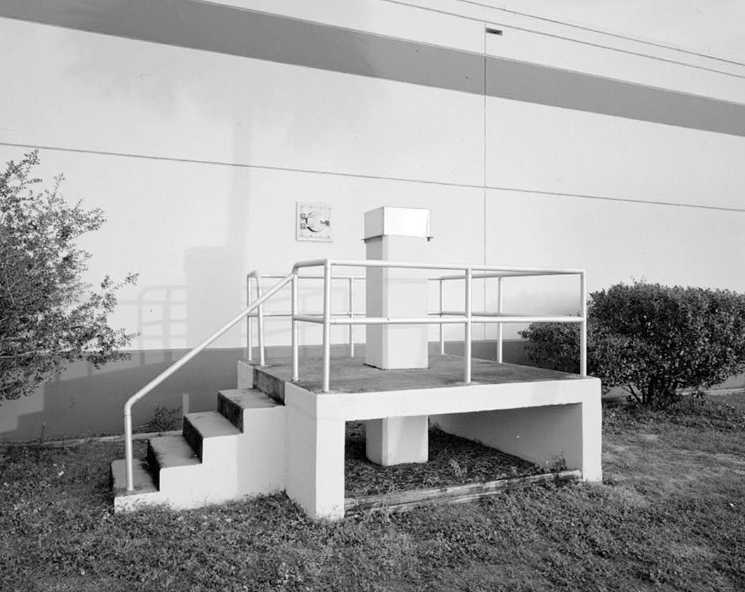 Historic Photo : MacDill Air Force Base, Armament & Instrument Inspection & Adjustment Building, 7807 Hanger Loop Drive, Tampa, Hillsborough County, FL 1 Photograph