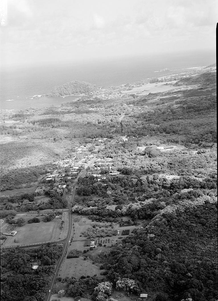 Historic Photo : Hana Belt Road, Between Haiku and Kaipahulu, Hana, Maui County, HI 60 Photograph