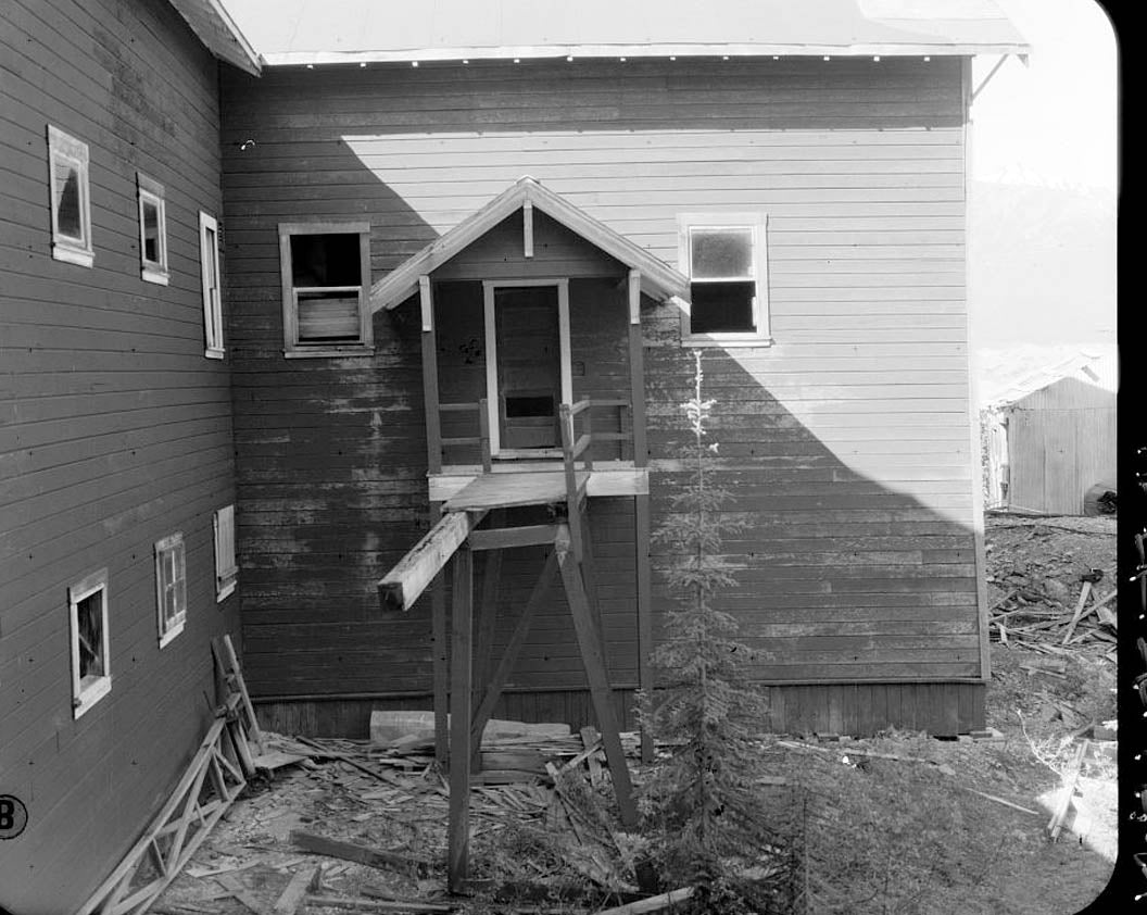 Historic Photo : Kennecott Copper Corporation, Company Store & Warehouse, On Copper River & Northwestern Railroad, Kennicott, Valdez-Cordova Census Area, AK 11 Photograph