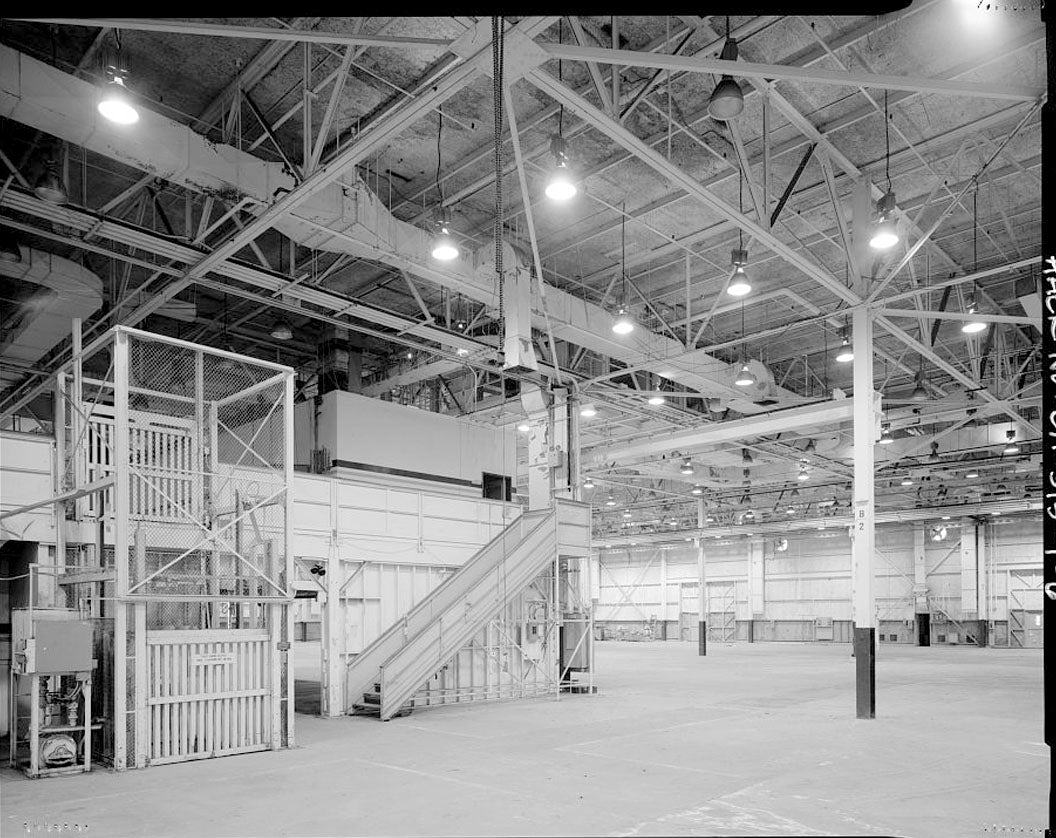 Historic Photo : Douglas Aircraft Company Long Beach Plant, Maintenance Shop, 3855 Lakewood Boulevard, Long Beach, Los Angeles County, CA 1 Photograph
