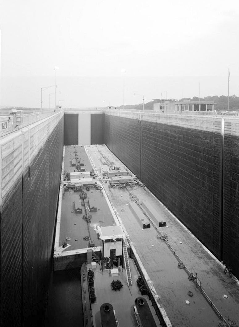 Historic Photo : Wilson Dam & Hydroelectric Plant, Navigation Lock, Spanning Tennessee River at Wilson Dam Road (Route 133), Muscle Shoals, Colbert County, AL 4 Photograph