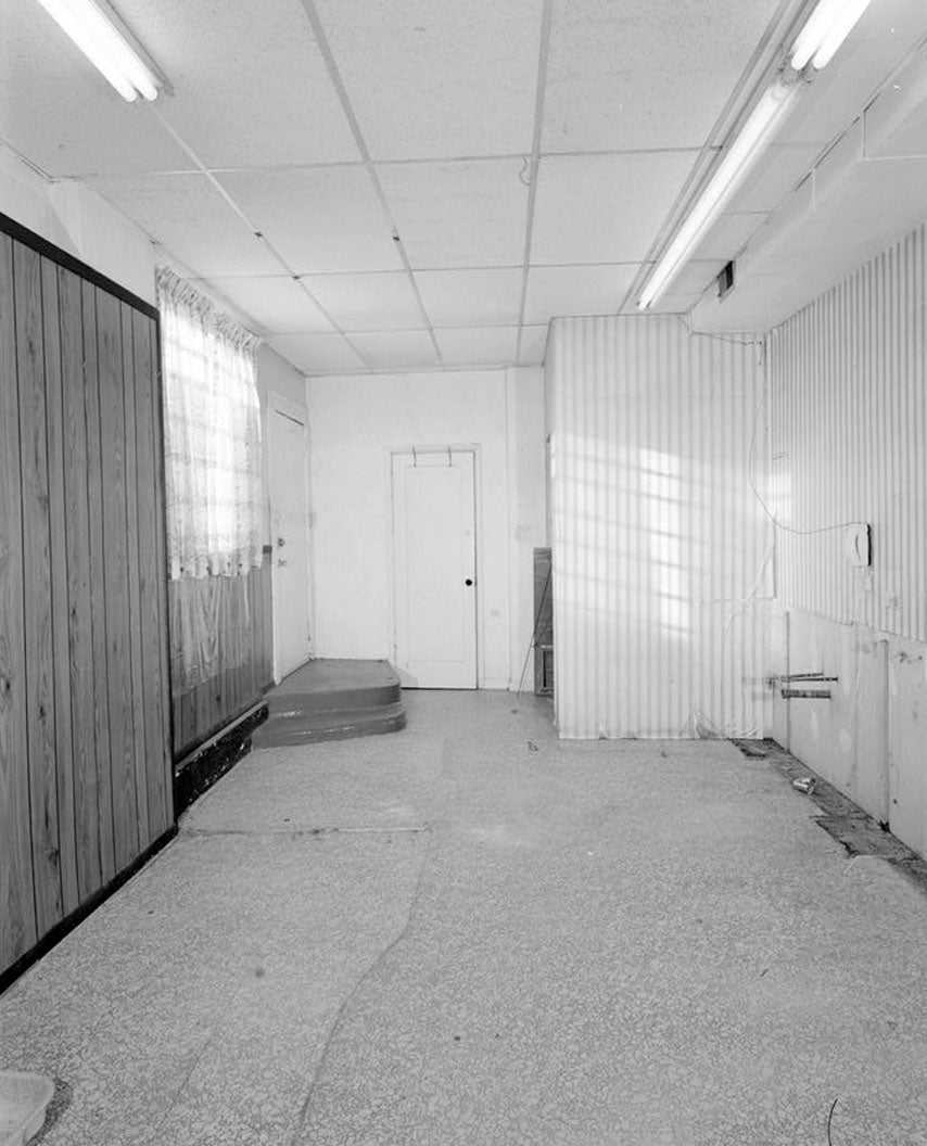 Historic Photo : Snow White Cleaners & Laundry, 3043 West Alameda Avenue, Denver, Denver County, CO 8 Photograph