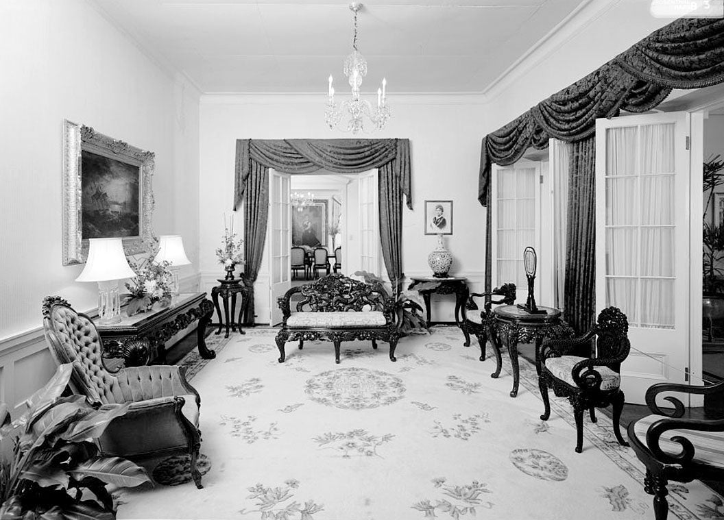 Historic Photo : Washington Place, 320 South Beretania Street, Honolulu, Honolulu County, HI 3 Photograph