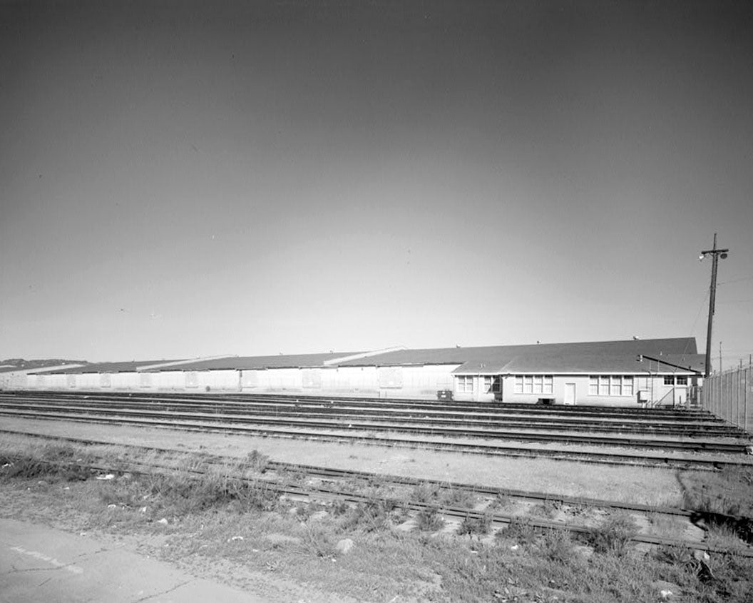 Historic Photo : Oakland Naval Supply Center, Maritime Street at Seventh Street, Oakland, Alameda County, CA 1 Photograph