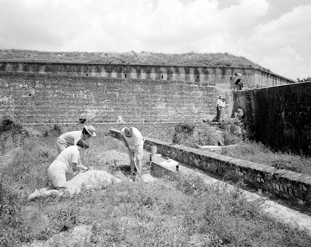Historic Photo : Bateria de San Antonio, San Carlos & Hovey Roads, Pensacola, Escambia County, FL 2 Photograph