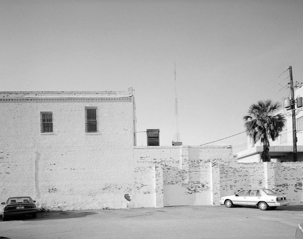 Historic Photo : Barnes Building, 477 Cotton Avenue, Macon, Bibb County, GA 1 Photograph