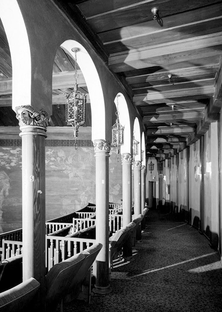 Historic Photo : Paramount Theatre, Sunrise Avenue & North County Road, Palm Beach, Palm Beach County, FL 5 Photograph