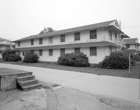 Presidio of San Francisco, Enlisted Men's Barracks Type, West end of Crissy Field, between Pearce & Maudlin Streets, San Francisco, San Francisco County, CA 2
