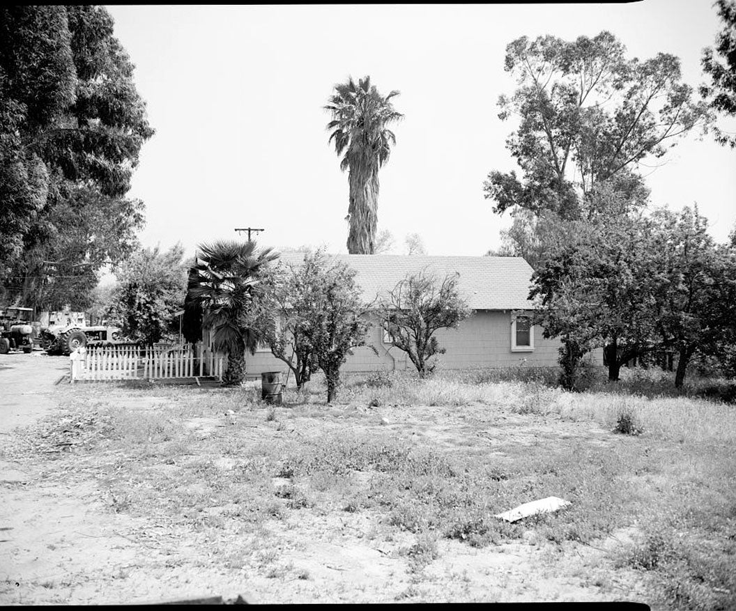 Historic Photo : Irvine Ranch Agricultural Headquarters, Carillo Tenant House, Southwest of Intersection of San Diego & Santa Ana Freeways, Irvine, Orange County, CA 3 Photograph