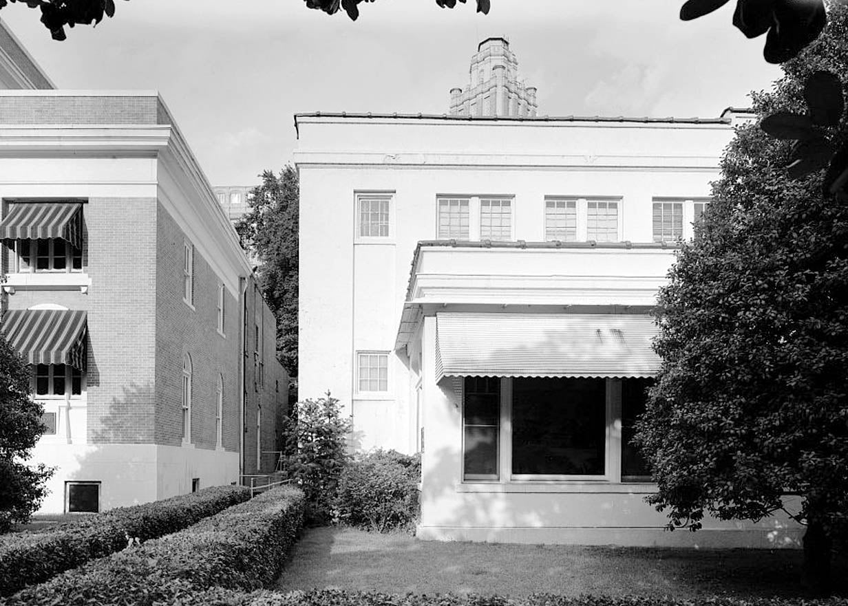 Historic Photo : Bathhouse Row, Lamar Bathhouse, Central Avenue, Hot Springs, Garland County, AR 3 Photograph