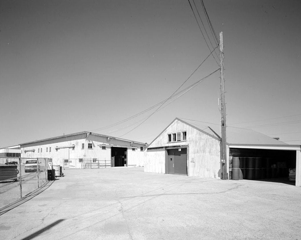 Historic Photo : Oakland Naval Supply Center, Salvage Storage & Service Shed, Sixth Street near Intersection of B Street, Oakland, Alameda County, CA 1 Photograph