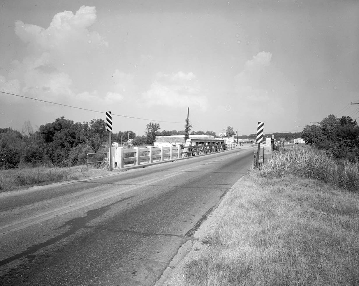 Historic Photo : Eight Mile Creek Bridge, Spanning Eight Mile Creek at U.S. Highway 49, Paragould, Greene County, AR 2 Photograph