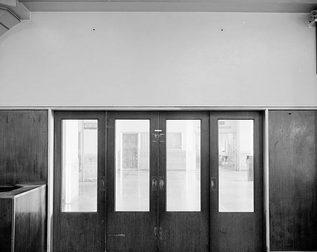 Historic Photo : Los Angeles Union Passenger Terminal, Tracks & Shed, 800 North Alameda Street, Los Angeles, Los Angeles County, CA 8 Photograph