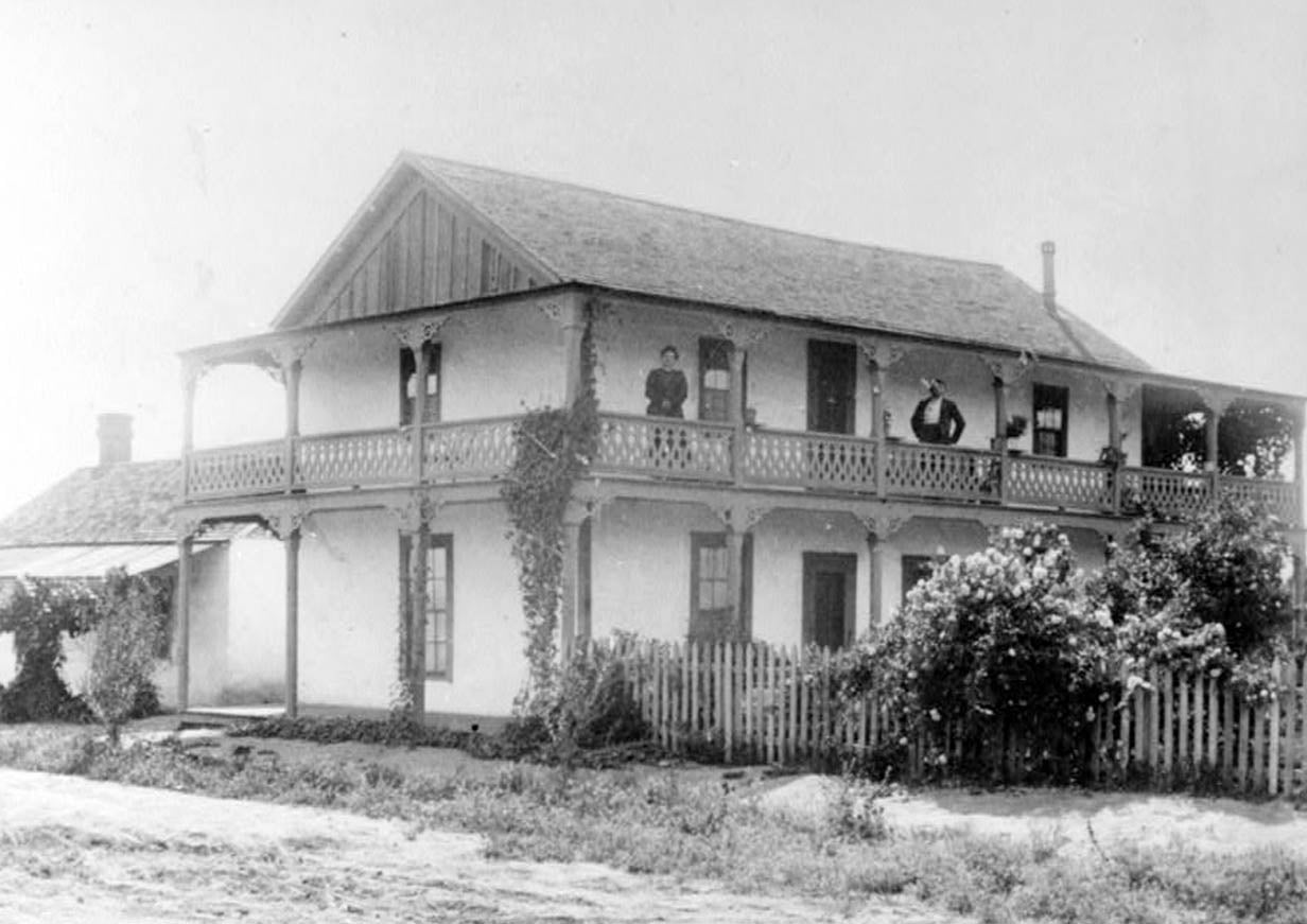 Historic Photo : Casa de Geronimo Lopez, 1102 Pico Street, San Fernando, Los Angeles County, CA 1 Photograph