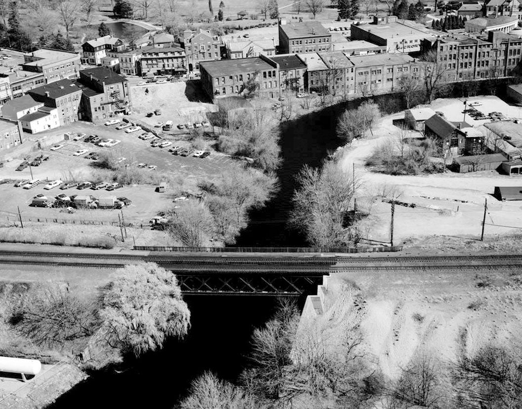 Historic Photo : Northeast Railroad Corridor, Amtrak Route between New York/Connecticut & Connecticut/Rhode Island State Lines, New Haven, New Haven County, CT 29 Photograph