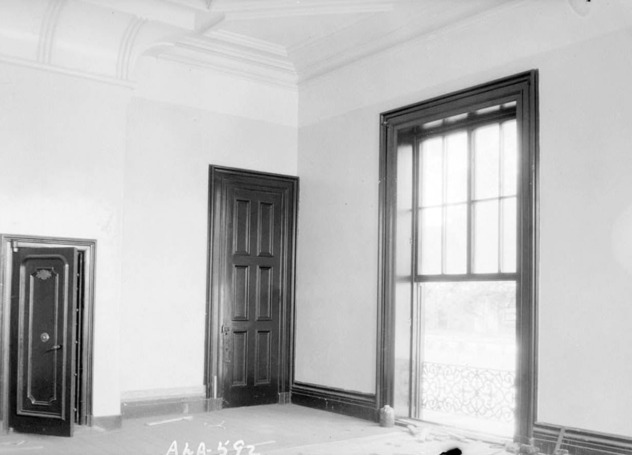 Historic Photo : Eastern Bank of Alabama, 201 Broad Street, Eufaula, Barbour County, AL 4 Photograph