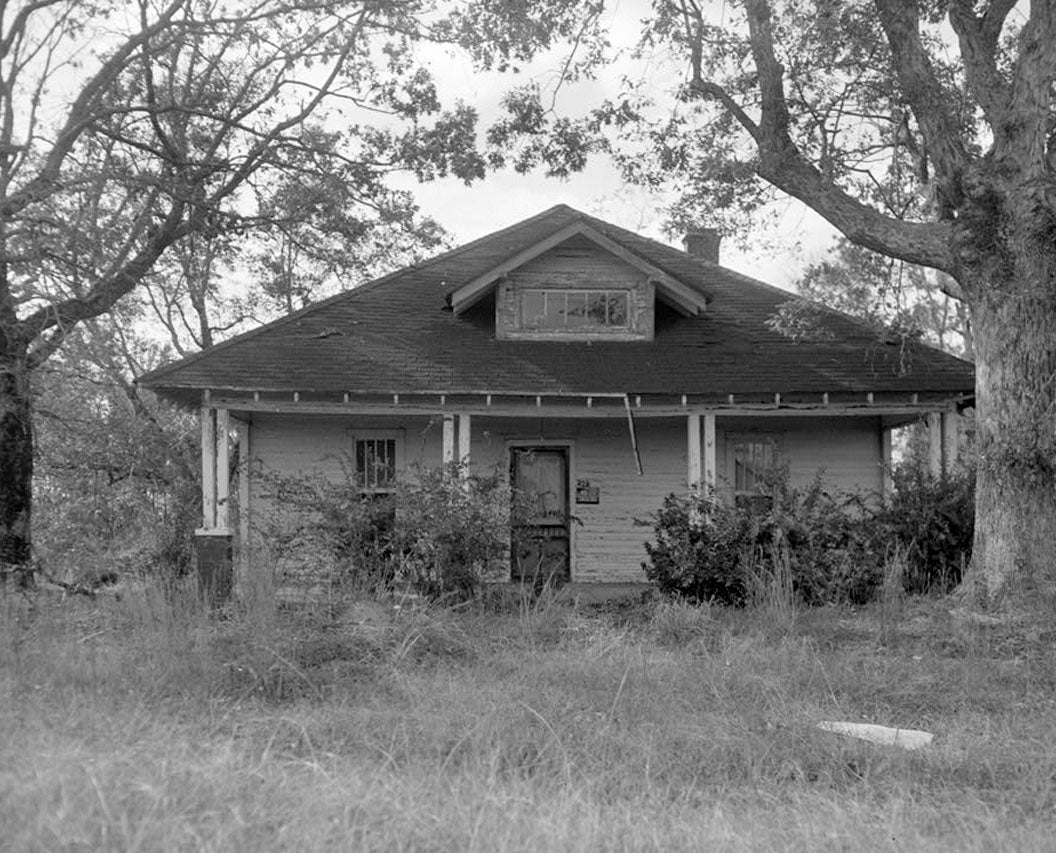 Historic Photo : Shadinger-Leavell House, US 27 & State Route 1, Carrollton, Carroll County, GA 1 Photograph