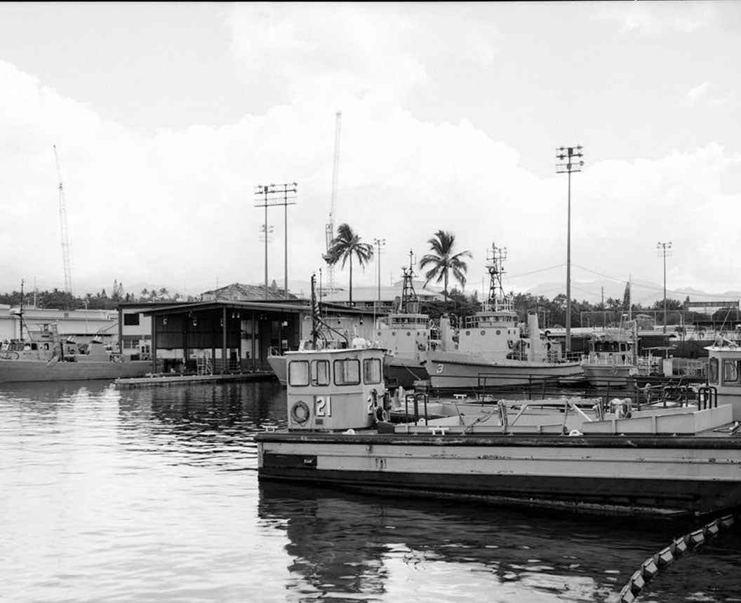 Historic Photo : U.S. Naval Base, Pearl Harbor, Small Craft Berthing Piers, East end of Quarry Loch between Wharves M4 & S1, Pearl City, Honolulu County, HI 2 Photograph