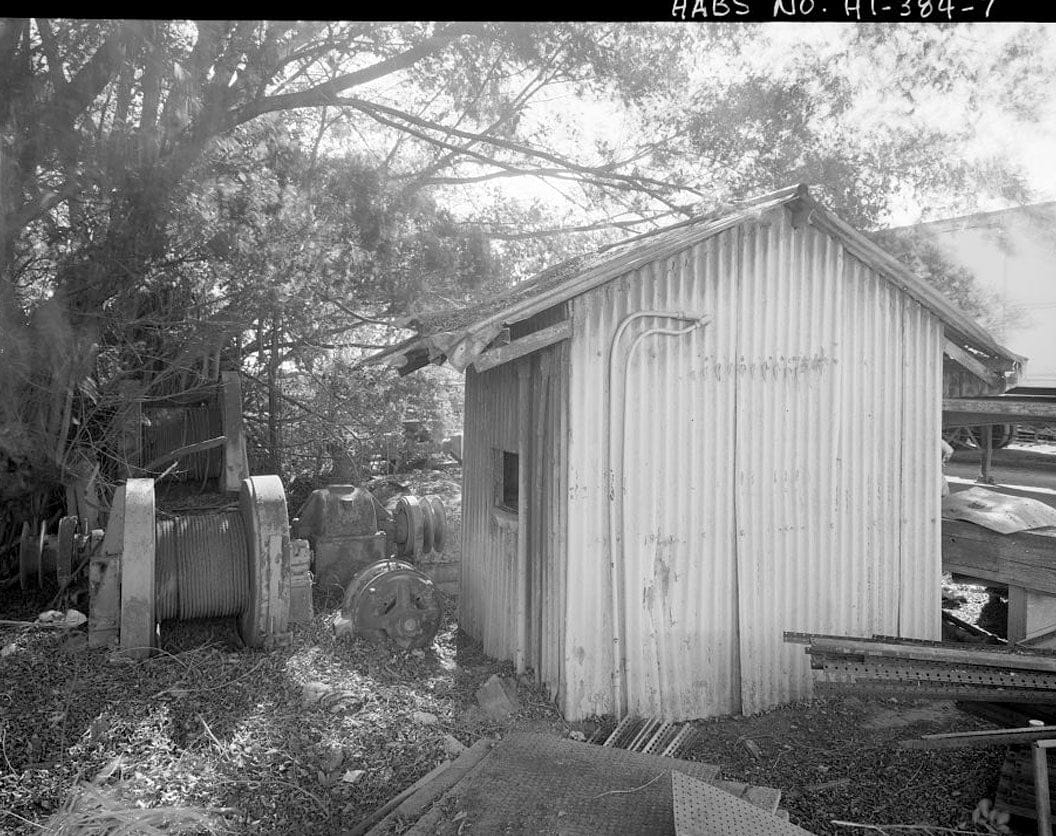 Historic Photo : Ewa Plantation Company Industrial Center, Honouliuli Plain, near intersection of Renton Road & Park Row, Ewa, Honolulu County, HI 1 Photograph